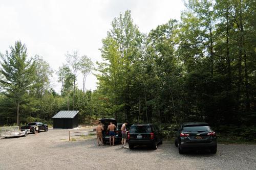 Ilex Forest Retreat Blackthorn Ilex Forest Retreat Blackthorn