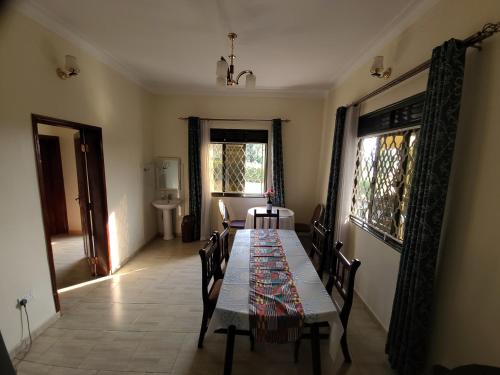 Alimentos e Bebidas, Orchard Home Homestay in Mbarara
