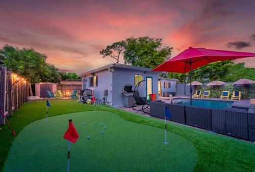 Surfari Pompano! Heated Pool Home 9 mins to Beach