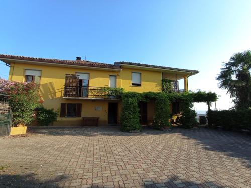 Viesnīcas āriene, Casa vacanza il colle del vento in Calosso