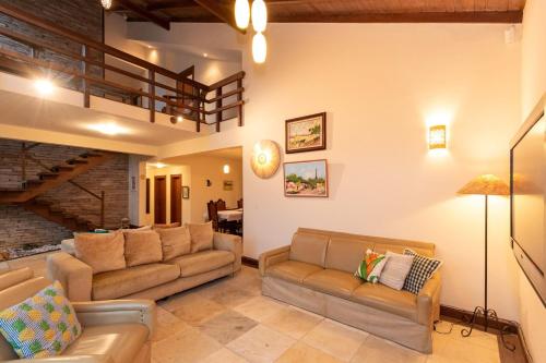 4 Suítes + Piscina e Churrasqueira | 3 Irmãos (4 Suites + Piscina e Churrasqueira | 3 Irmaos) in 福尔摩沙湾海滩