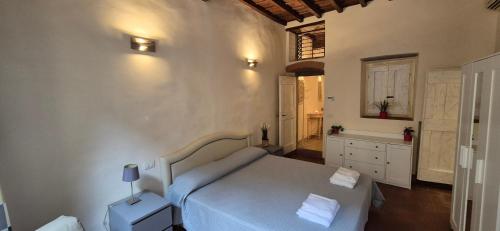 San Frediano Hideaway near Ponte Vecchio, Florence