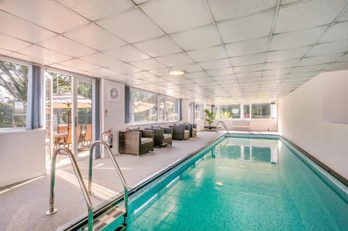 Country Retreat with Grounds & Leisure Facilities
