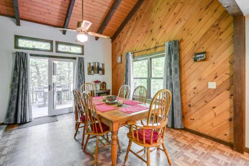 Madison Home with Porch - Walk to Boulder Beach - image 13