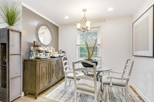 Fire Pit and Gazebo - Luxe Severn Family Home! in Severn, USA