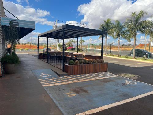 Golden Tower Aeroporto - Lizz - by Fenix Hoteis in อุเบอร์ลันเดีย