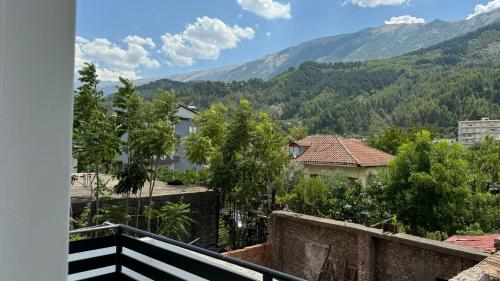 Apkārtne, Hotel Bizant in Permeta