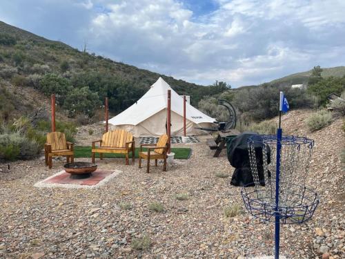 . Glamping Tent High Roller
