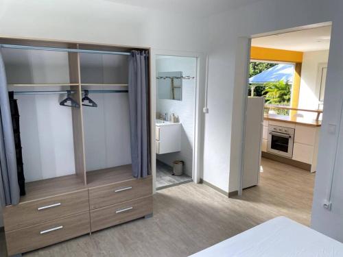 Tiny house paisible en campagne in Petit-Bourg