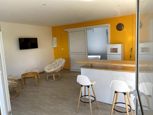 Tiny house paisible en campagne in Petit-Bourg