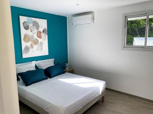 Tiny house paisible en campagne in Petit-Bourg