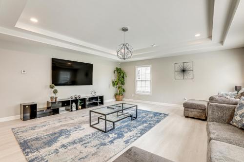 ~ 1/2 Mi to Mercedes-Benz Stadium: Atlanta Home in Vine City