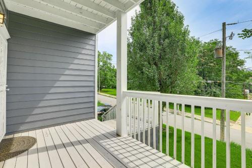 ~ 1/2 Mi to Mercedes-Benz Stadium: Atlanta Home in Vine City