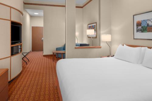 Fairfield by Marriott Inn & Suites Sacramento Elk Grove in 麋鹿林