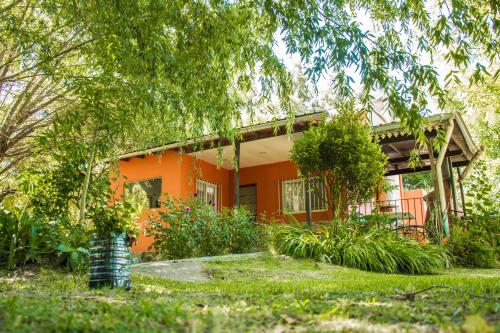 Senador Dupont - Casa Entera - Belén De Escobar