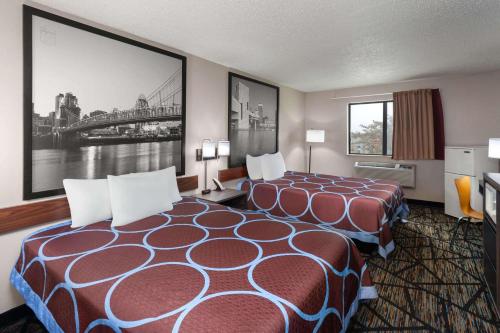 2 double beds