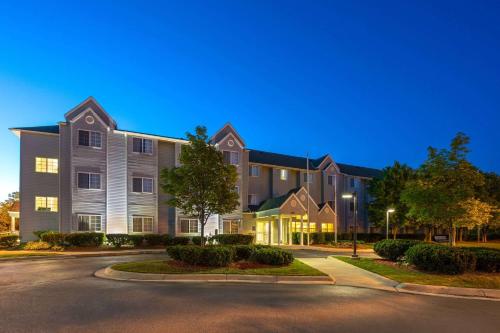 Microtel Inn & Suites by Wyndham Ann Arbor in Ann Arbor, USA