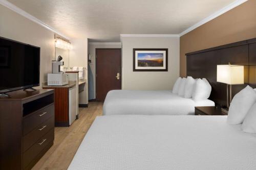 Ramada by Wyndham Moses Lake - image 6
