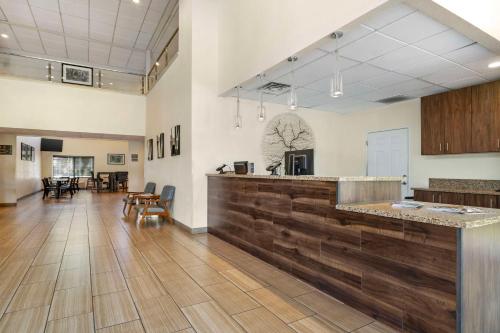 Best Western Heritage Inn Chico - image 14