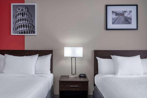 2 king beds