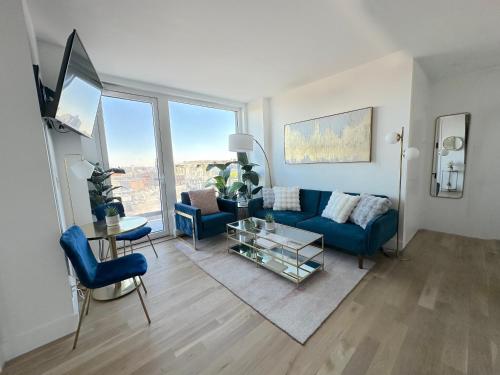Modern One Bedroom - Large Private Terrace - Luxury Building - Williamsburg in Brooklyn, USA