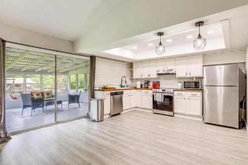 18 Mi to Dtwn Atlanta Pet-Friendly Home with Yard! in Fayetteville (GA)