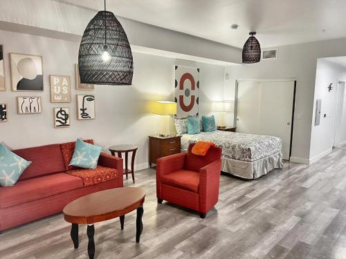 StaysPro - Hollywood Homes minutes to everything SPACIOUS AND FREE PARKING