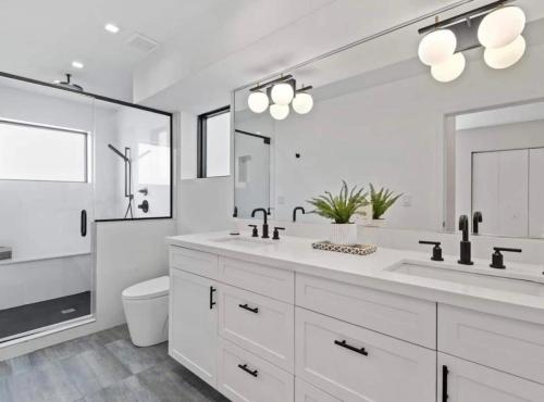 HOLLIWOOD VILLA with Pool in Hollywood, USA