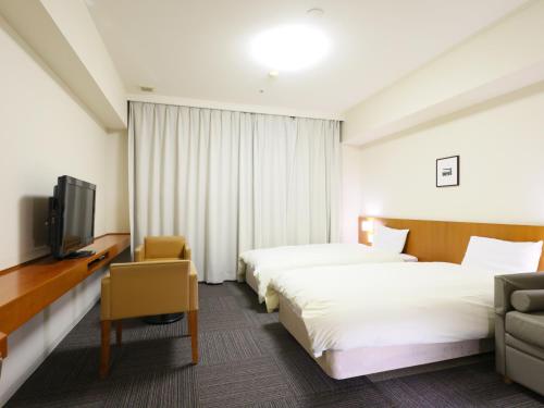 Standard Twin Room with Sofa - Eco Plan (No Daily Cleaning)