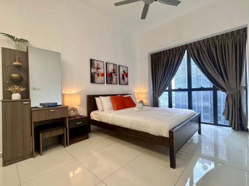 Stylish Urban Oasis Icon City with Sky Pool and Cozy Interior Stylish Urban Oasis Icon City with Sky Pool and Cozy Interior