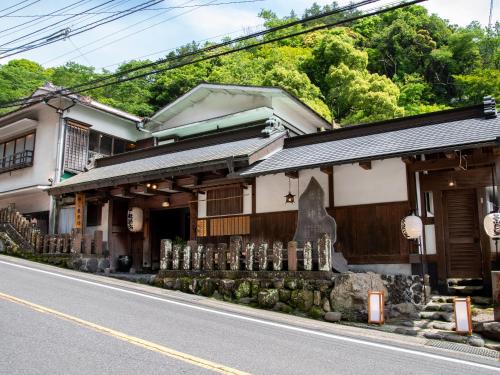 Accommodation in Isehara