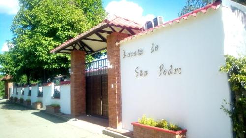 Exterior view, quinta de san pedro in Marsella