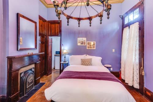 1 queen bed