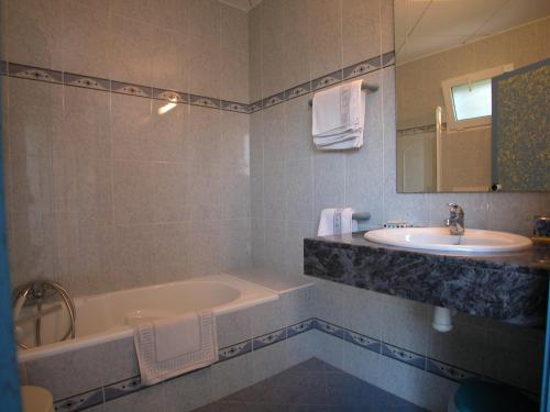 1 double bed