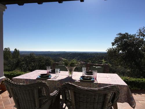Kilátás, Casa Rural La Alcornocosa in Castillo De Las Guardas