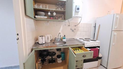 Kitchen, Dorados Guemes - Totalmente accesible en Pichincha in Alberto Olmedo