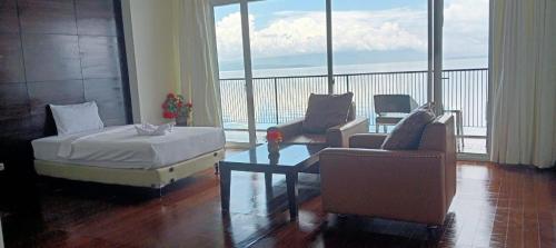 Tiara Bunga Hotel & Villa – Samosir, Island, VA