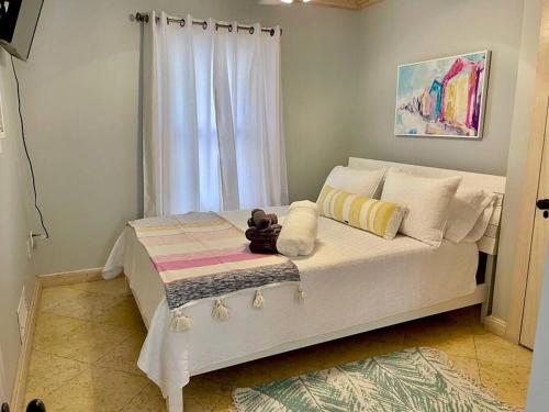 Be A Nomad - Lovely Entire Home with Ocean Views thumb 3
