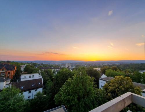 A környék, RAUM2GO - NO2 zentrales 2-Zimmer apartment DESIGN & BLICK in Wiesbaden