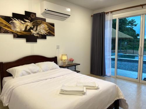 Sukcharoen Farm in Dan Chang