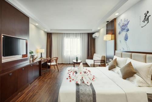room detail thumbnail 0
