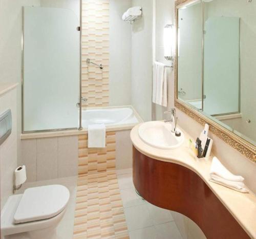 Sunday Hotel Holiday International Dubai, Dubai (foto 4)