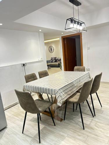 Spacious 3 Bedrooms Flat in Port Louis Spacious 3 Bedrooms Flat in Port Louis