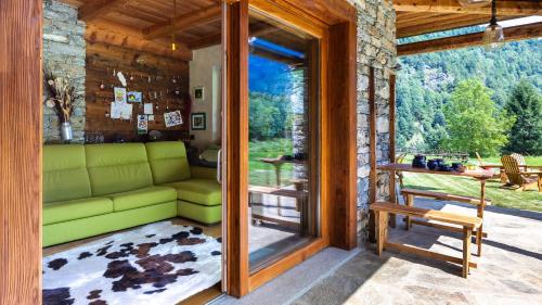 CHALET WALSER 4&2, Emma Villas in 皮奧德