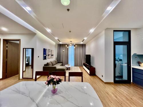 Apartment image 10