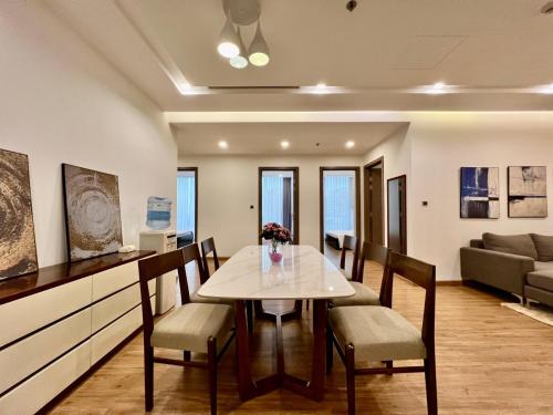 Apartment image 2