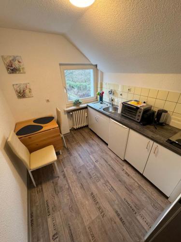 Konyha, Workers Apartment with Balcony in Bielefeld in Quelle