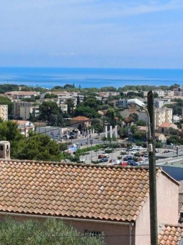 T2 la Seyne sur mer vue mer