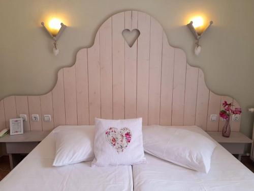 Deluxe Double or Twin Room with Balcony