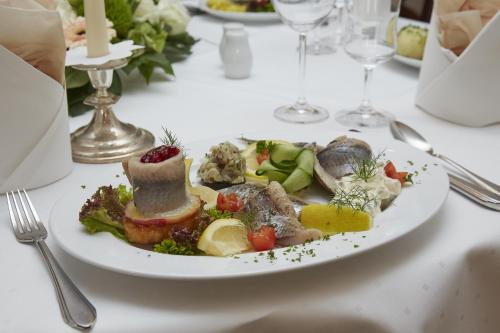 อาหารและเครื่องดื่ม, Flair Hotel Deutsches Haus in อเรนด์เซ (อัลท์มาร์ค)